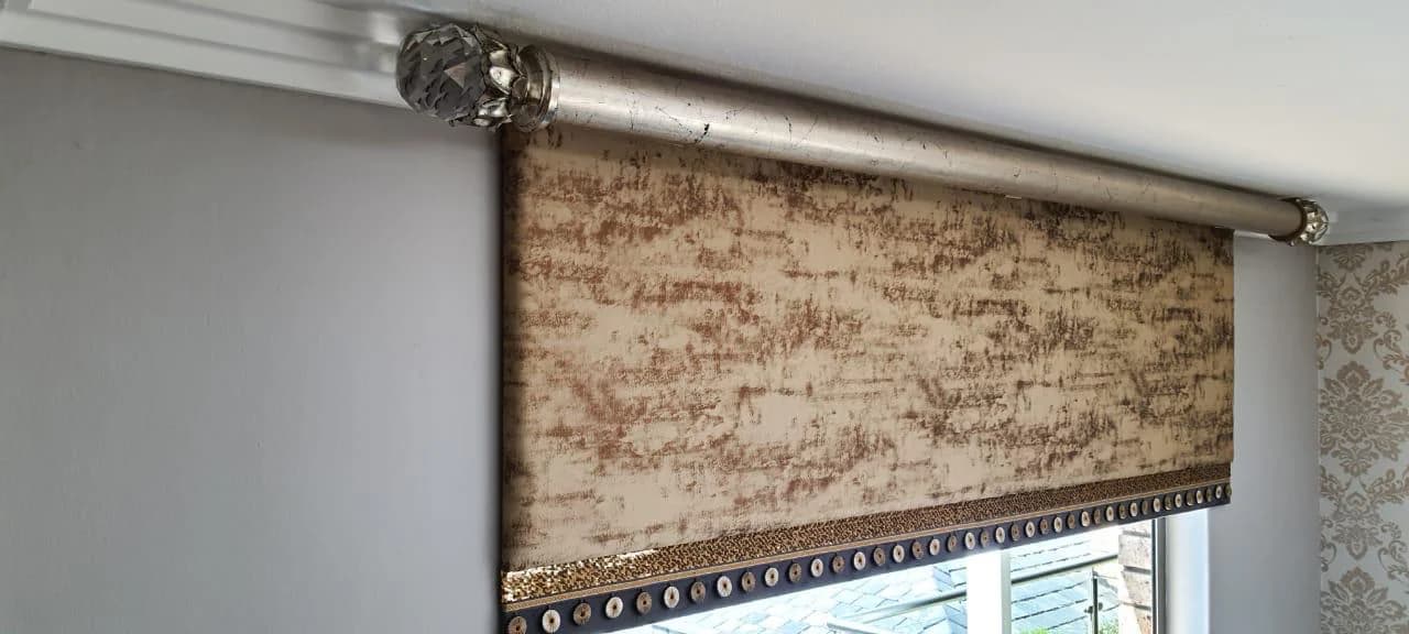 Blockout blinds: Blind options for bedrooms, TV rooms and spaces that need stronger light control.