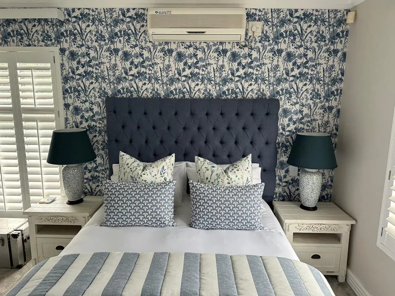 Wallpaper & interior finishes: Choose wallpaper, texture, pattern and interior finishes with the curtains, upholstery, furniture and overall room direction in mind.