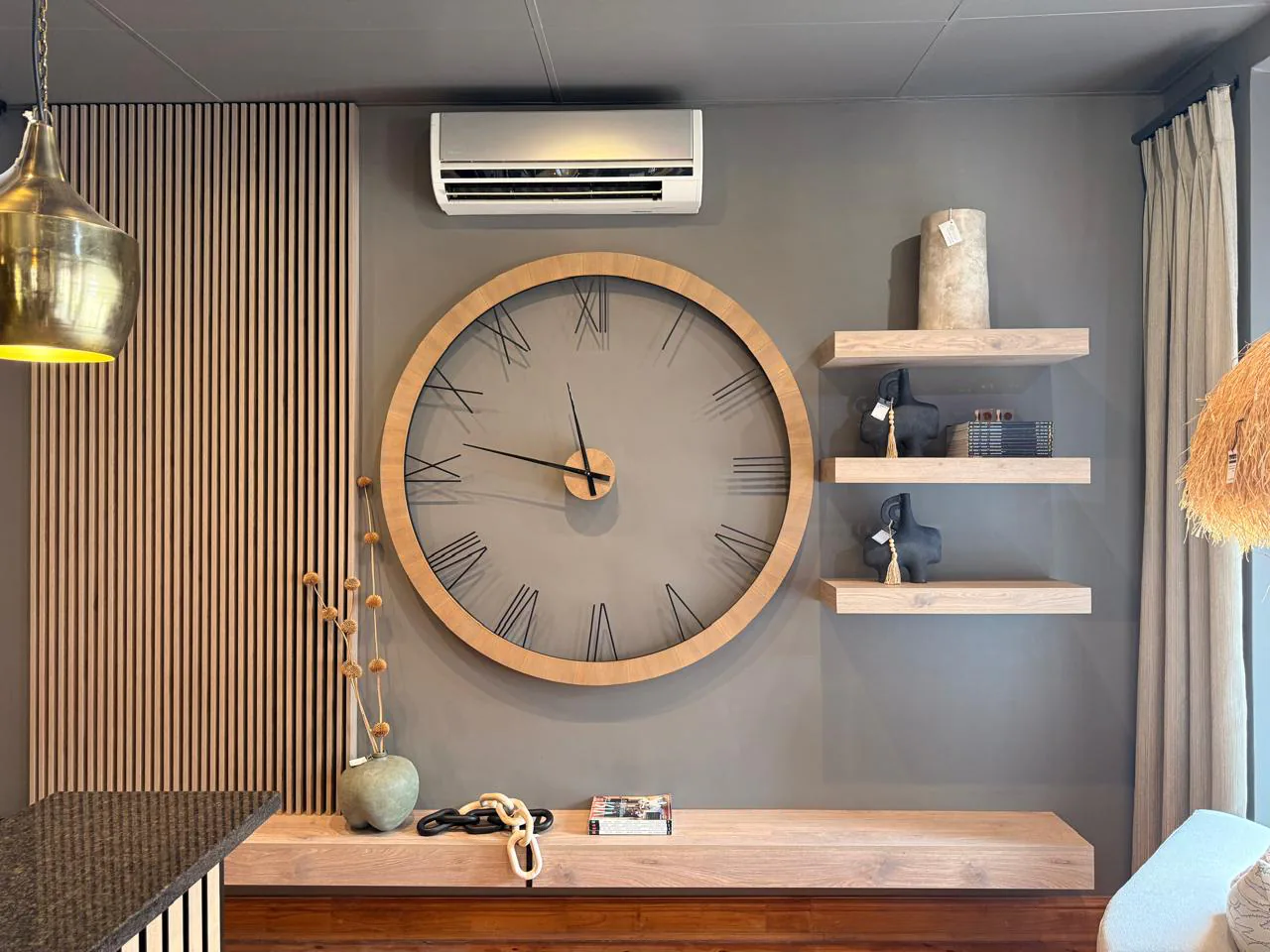 Wall units & custom pieces: Plan wall units, sourced custom pieces and practical built-in ideas around the room's scale, finish, storage and display needs.
